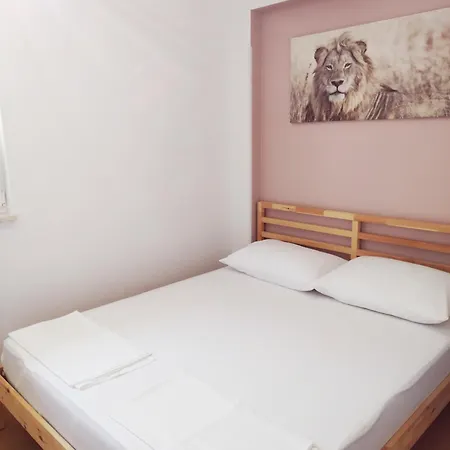 Rozalie Apartamento *